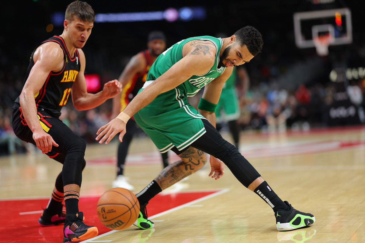 老鹰队穆雷个人资料-九游体育