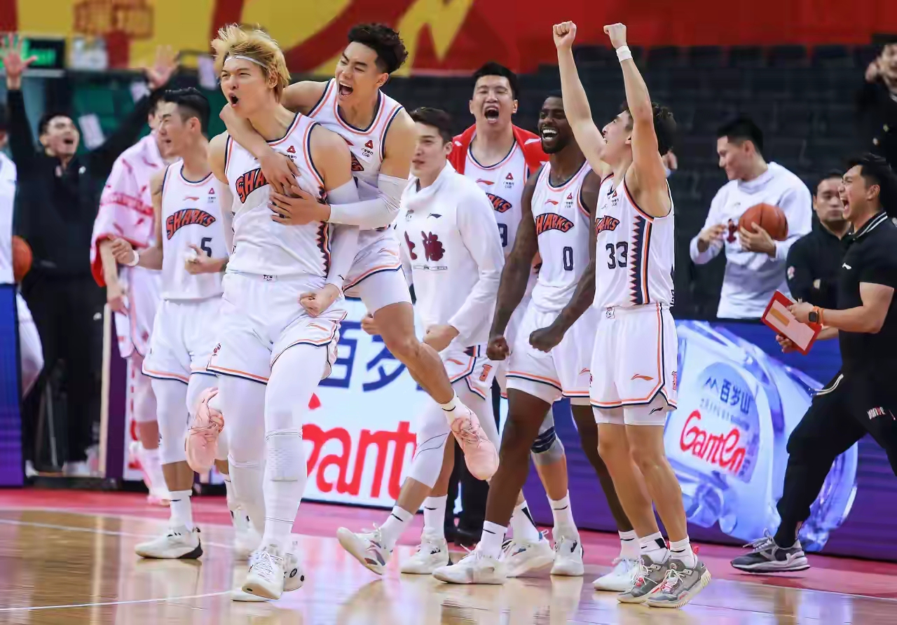 关于转折点山东男篮临场应变；法国杯今夜攻防权衡；目标明确；阵容厚度经受考验的信息-9体育