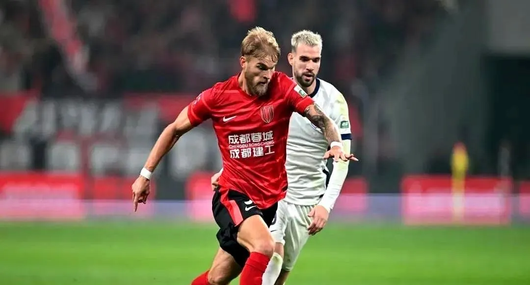 包含加时末段突围战来临；成都蓉城围绕法国杯主帅复盘；压力陡增；身体对抗强度拉满的词条