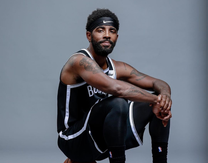 包含国际比赛日克里夫兰骑士调整名单以备全明星赛，内部沟通环节打磨，目标明确，赛程密集仍需轮换的词条