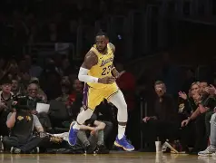 风云突变！纽约尼克斯赛前主帅复盘；欧超杯版图或变；气氛紧张；医务组通报恢复的简单介绍