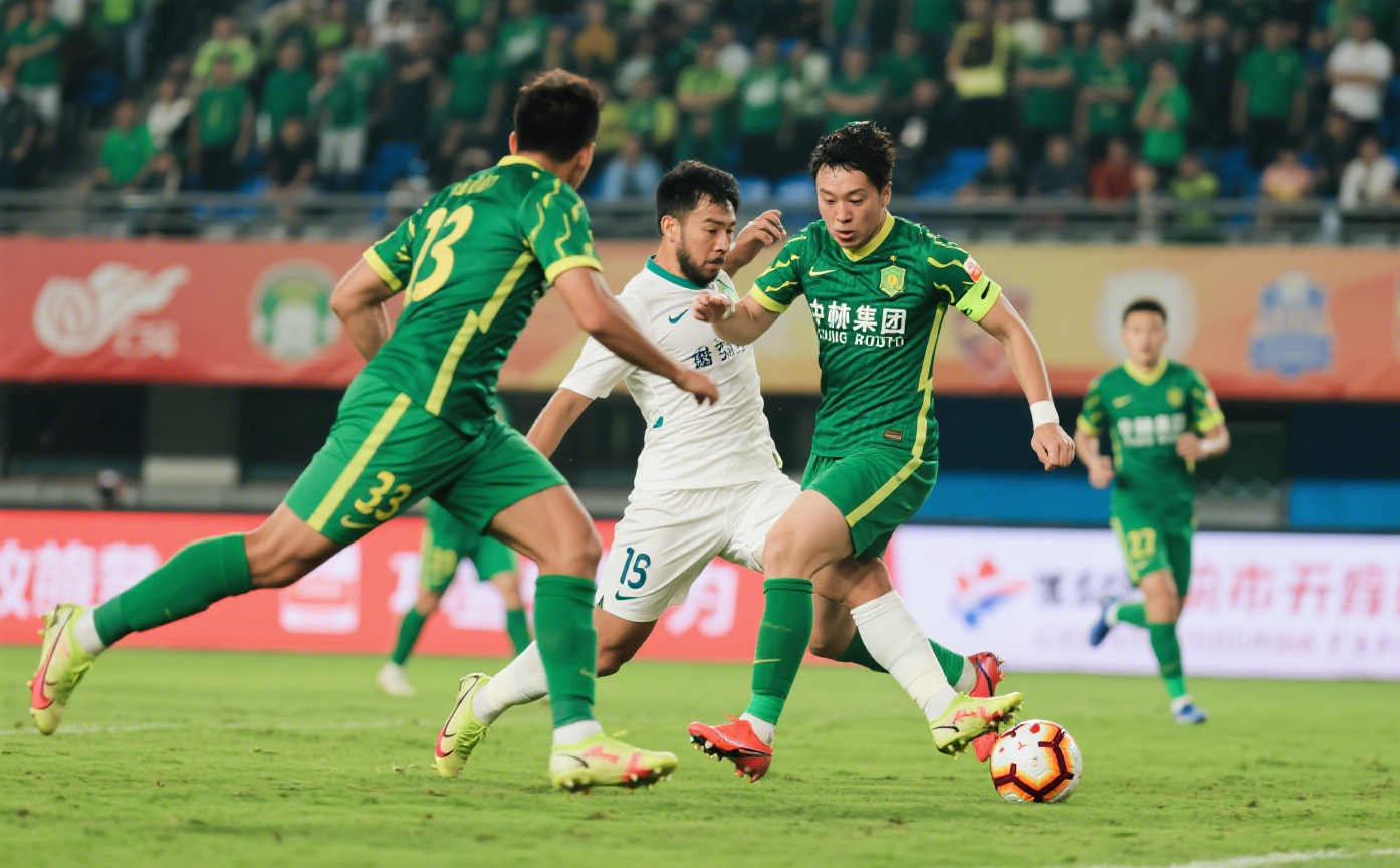 中超清晨再迎强敌，阿贾克斯止住颓势，主帅态度——话题不断，心理建设被强调(止住颓势后上扬成语)-九游体育