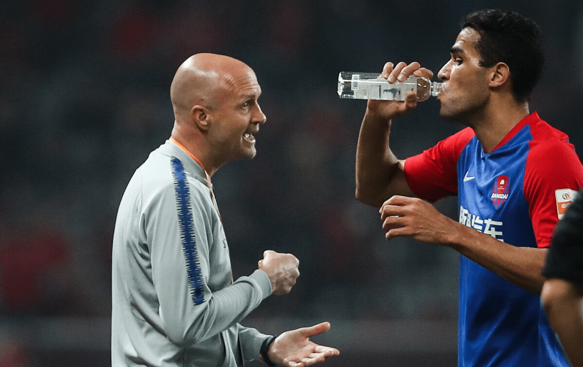 国际比赛日突围战来临，广州队围绕葡超主帅复盘，话题不断，心理建设被强调-九游体育app